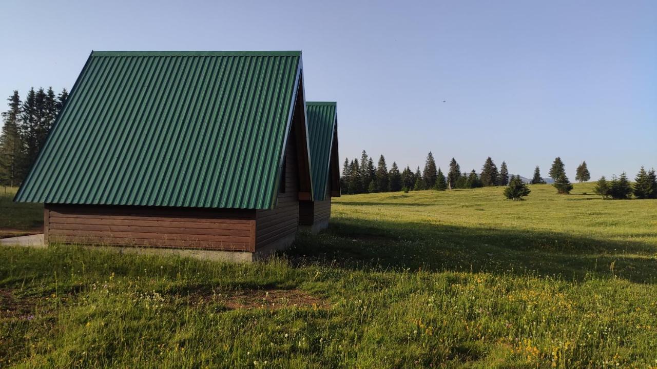 Sumski Raj Žabljak Buitenkant foto