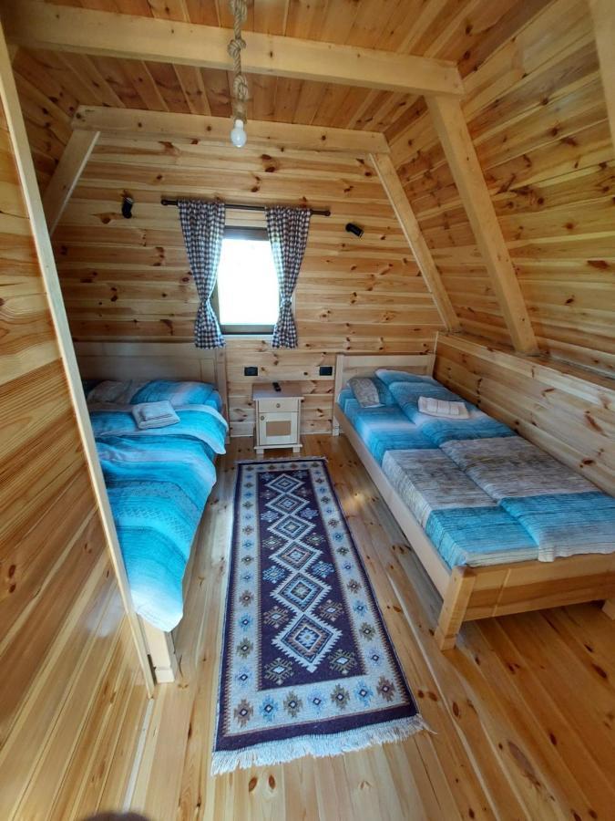 Sumski Raj Žabljak Buitenkant foto