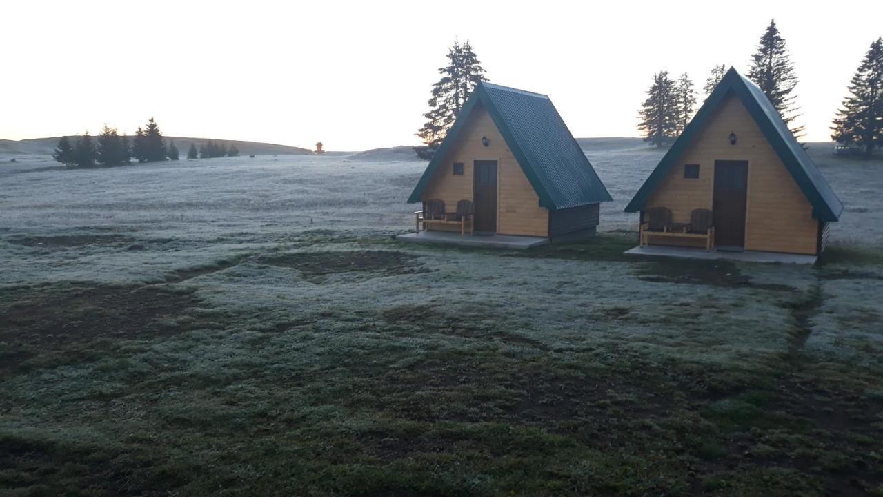 Sumski Raj Žabljak Buitenkant foto